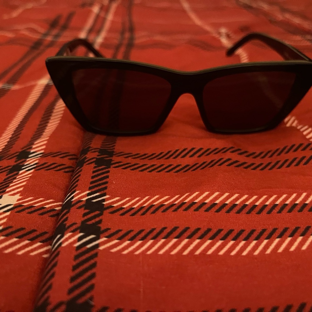Saint Laurent cat eye Black Sunglasses